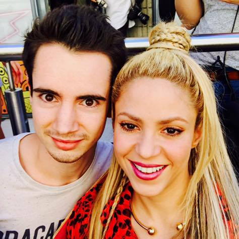 www_shakirabrasil_com_00004~2.jpg