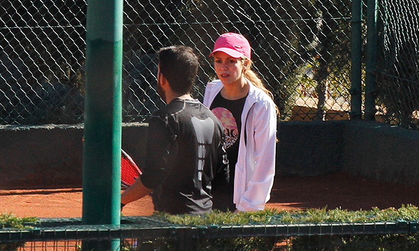 www_shakirabrasil_com_06~0.jpg