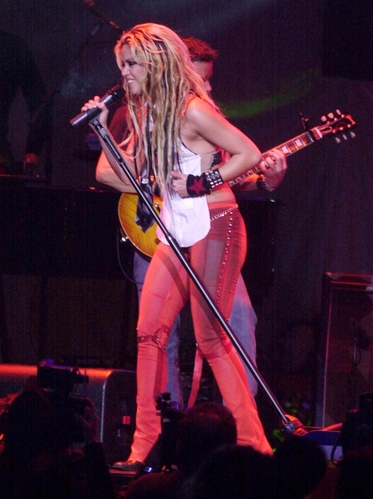 SHAKIRA-11.jpg