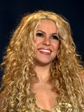 0shakira_2_21_01_5.jpg