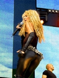 aa_shakira_101.jpg