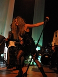 cduk051002_13.jpg