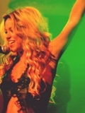 shakira-grp-0302.jpg