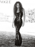shakira-portada-vogue-vestido-lentejuelas-blanco-y-negro.jpg