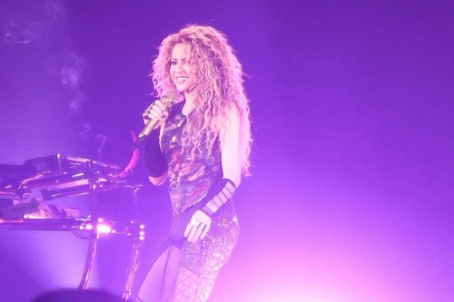www_shakirabrasil_com00016.jpg