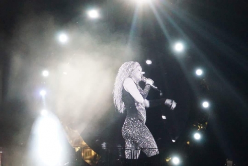 www_shakirabrasil_com~09.jpg