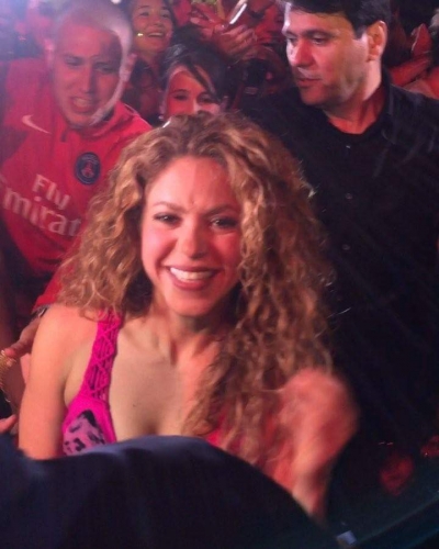 www_shakirabrasil_com~12.jpg